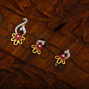 916 CZ Gold Flower Design Pendant Set  