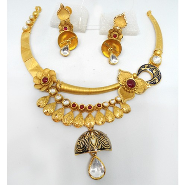 22KT Gold Antique Floral Design Necklace Set For W...