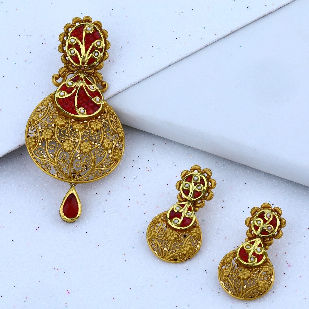 916 Gold Hallmark Net  Flower Pendant Set 