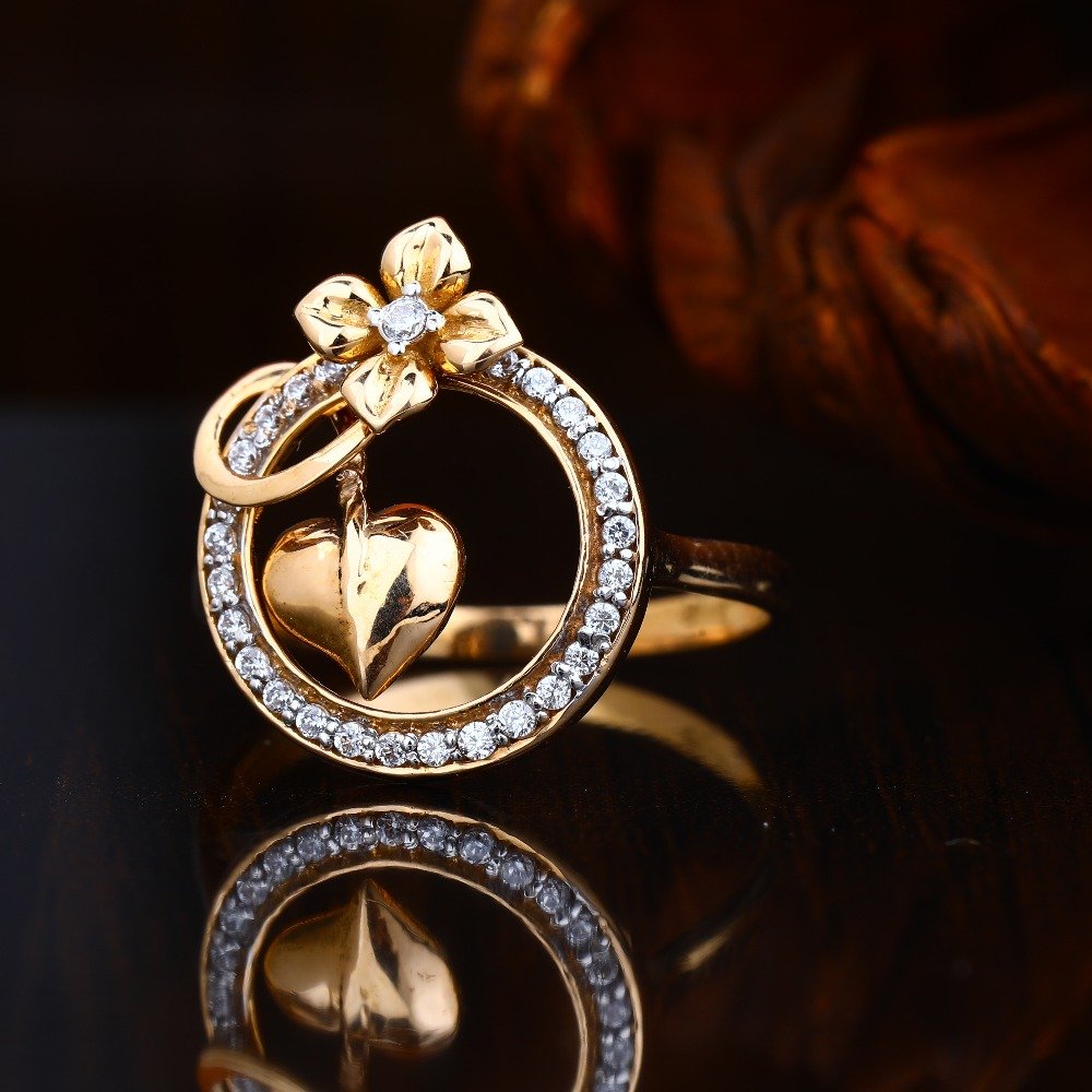 A Pretty Heart Gold Diamond Ring