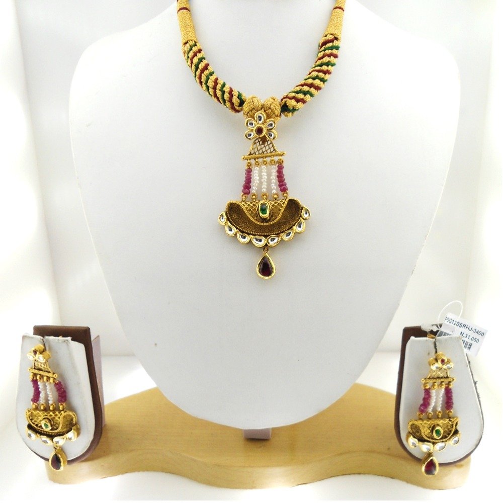 22KT Gold Antique Purple Beaded Bridal Necklace Set RHJ-3400