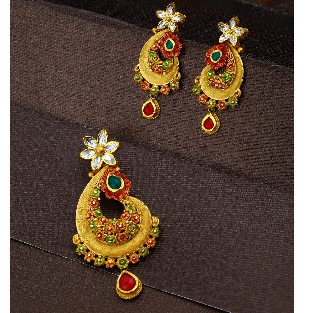 916 Gold Antique Design Hallmark Pendant Set 
